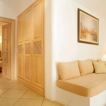 타마릭스 델 마 스위트 5* Kamári