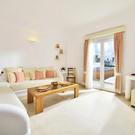 호텔 타마릭스 델 마 스위트 Kamári