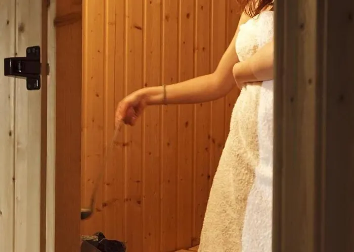 塔马瑞克斯德尔麦套房酒店 酒店