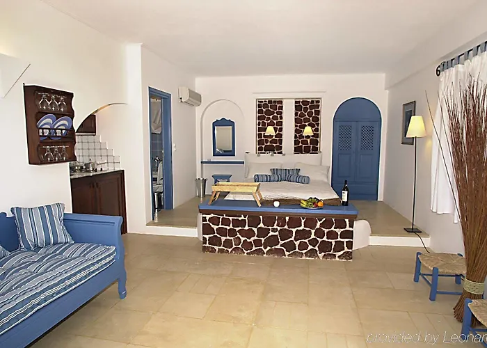 塔马瑞克斯德尔麦套房酒店 5* Kamári