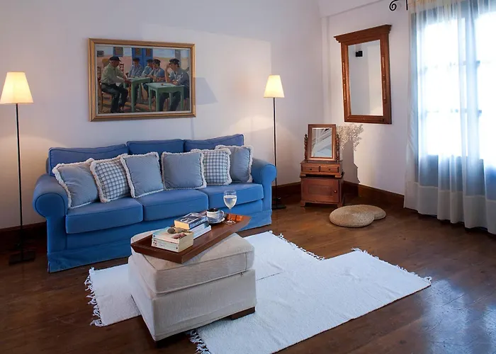 塔马瑞克斯德尔麦套房酒店 5*