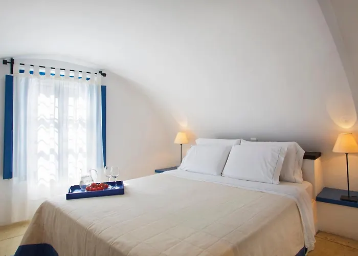 塔马瑞克斯德尔麦套房酒店 5* Kamári