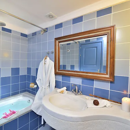 タマリクス デル マール スイーツ ホテル Kamári