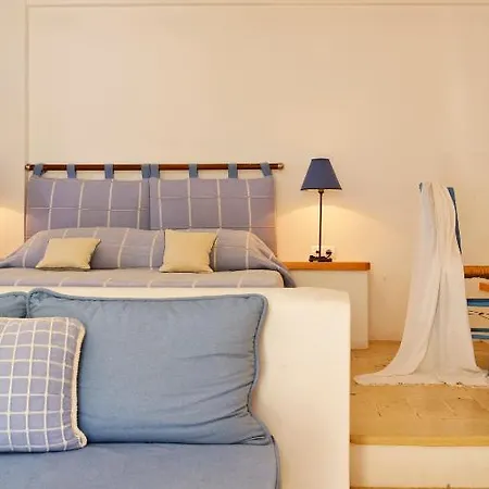تاماريكس ديل مار سويتس 5* Kamári